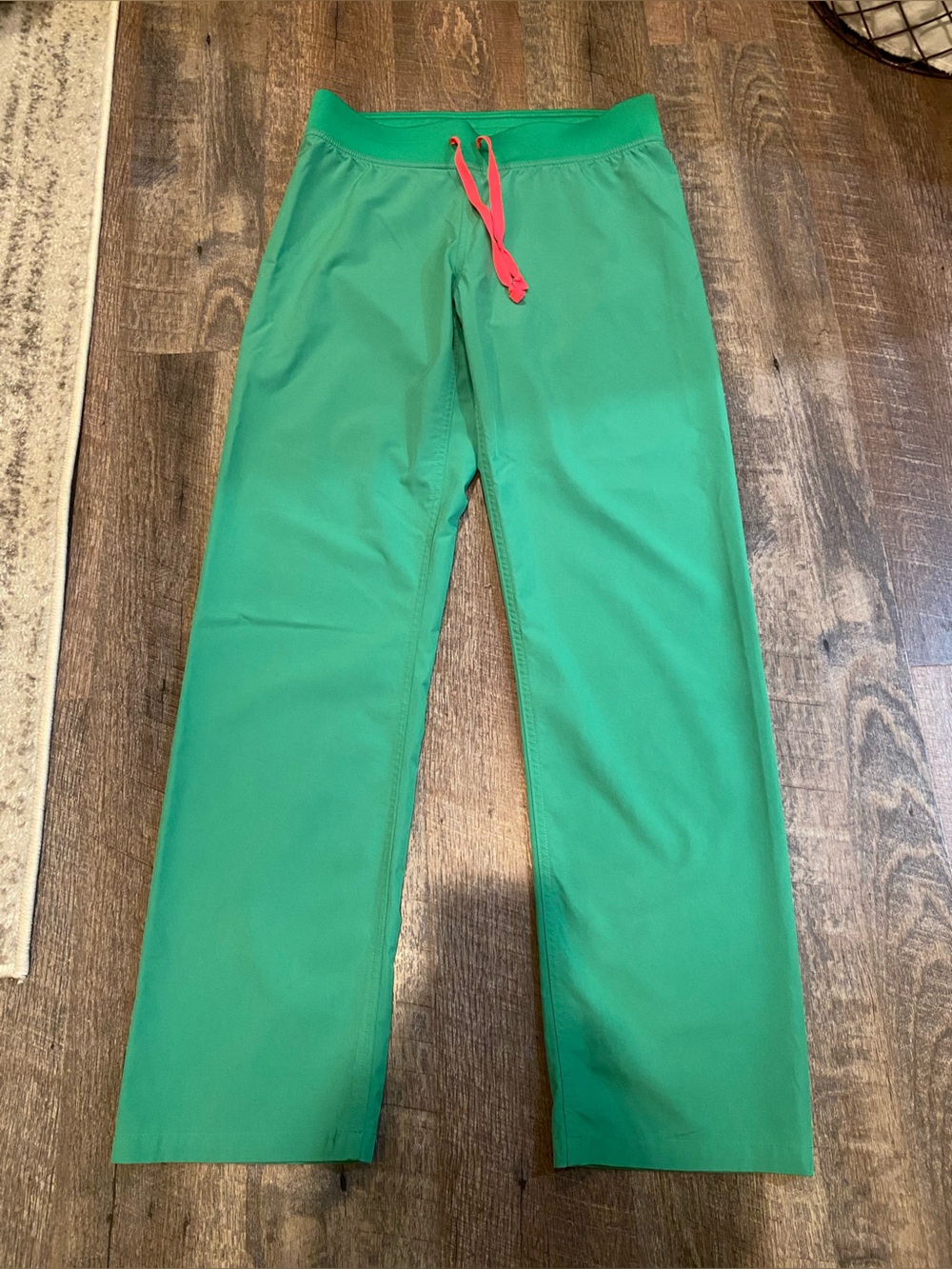 Figs Livingston Scrub Pants Women Size Small Vibrant Bright Green